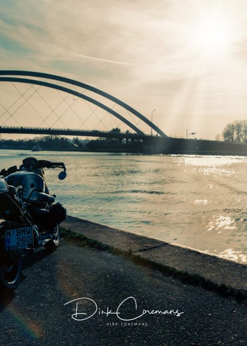 BMW-R-nine